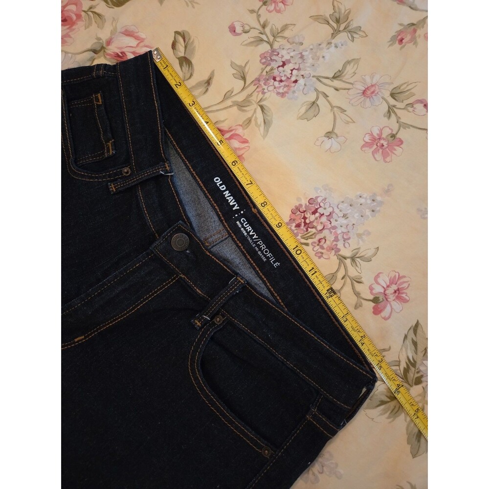 Old Navy Curvy Mid Rise Dark Denim Boot Cut Size 8 - Picture 3 of 8